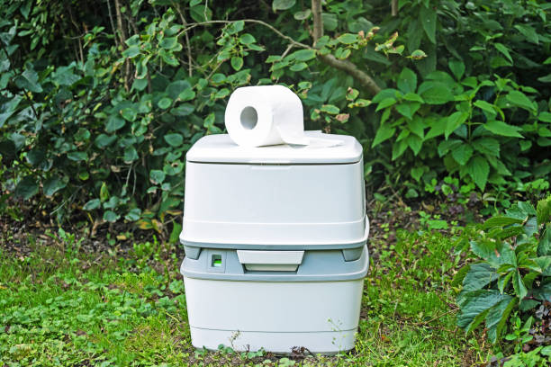 Porta potty rental for outdoor events in Lakeside, FL